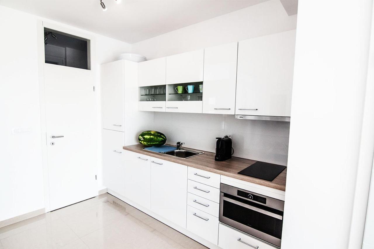 Apartments Atrium Blue Razanac Luaran gambar